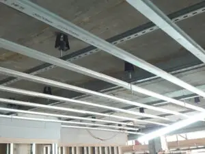 Cold room Roof support systems